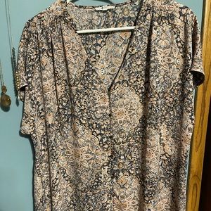 Maurices gold button top xl